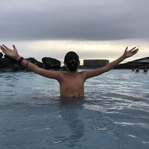 Meet your Posher, Christopher